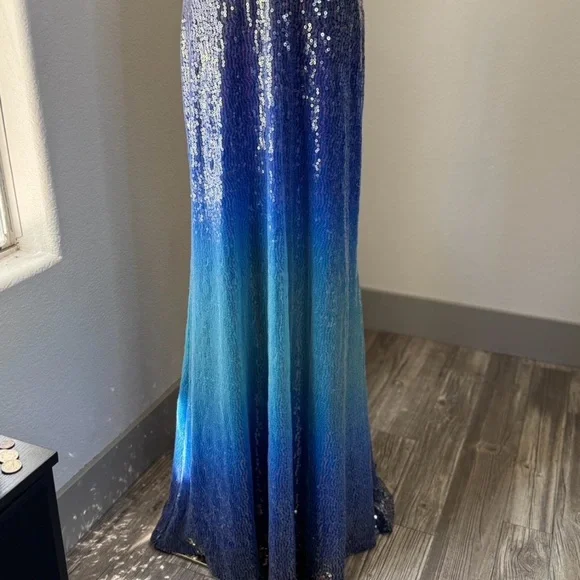 Vintage Tadashi Shoji Royal Blue Ombré Dress with Slight Train Size Small - Picture 3 of 7